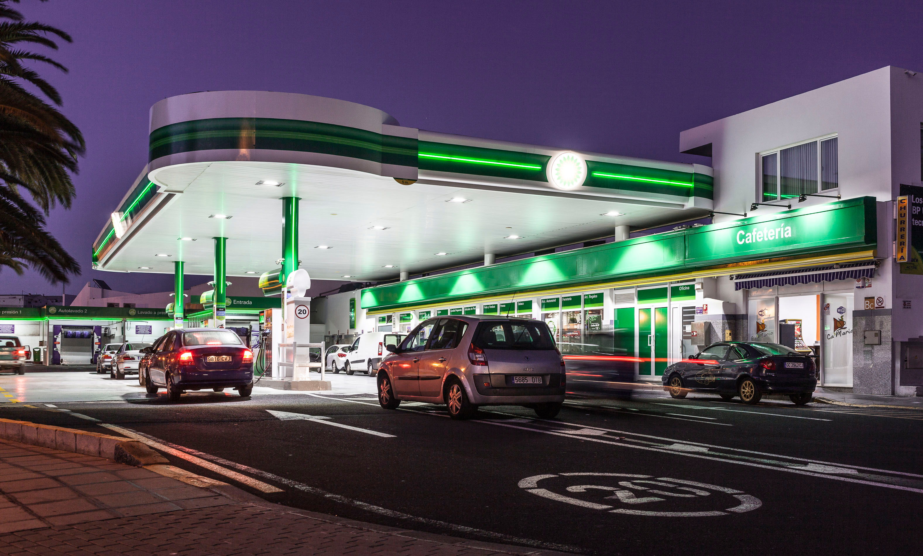 La última de las gasolineras BP abiertas en Lanzarote (Valterra-Arrecife).