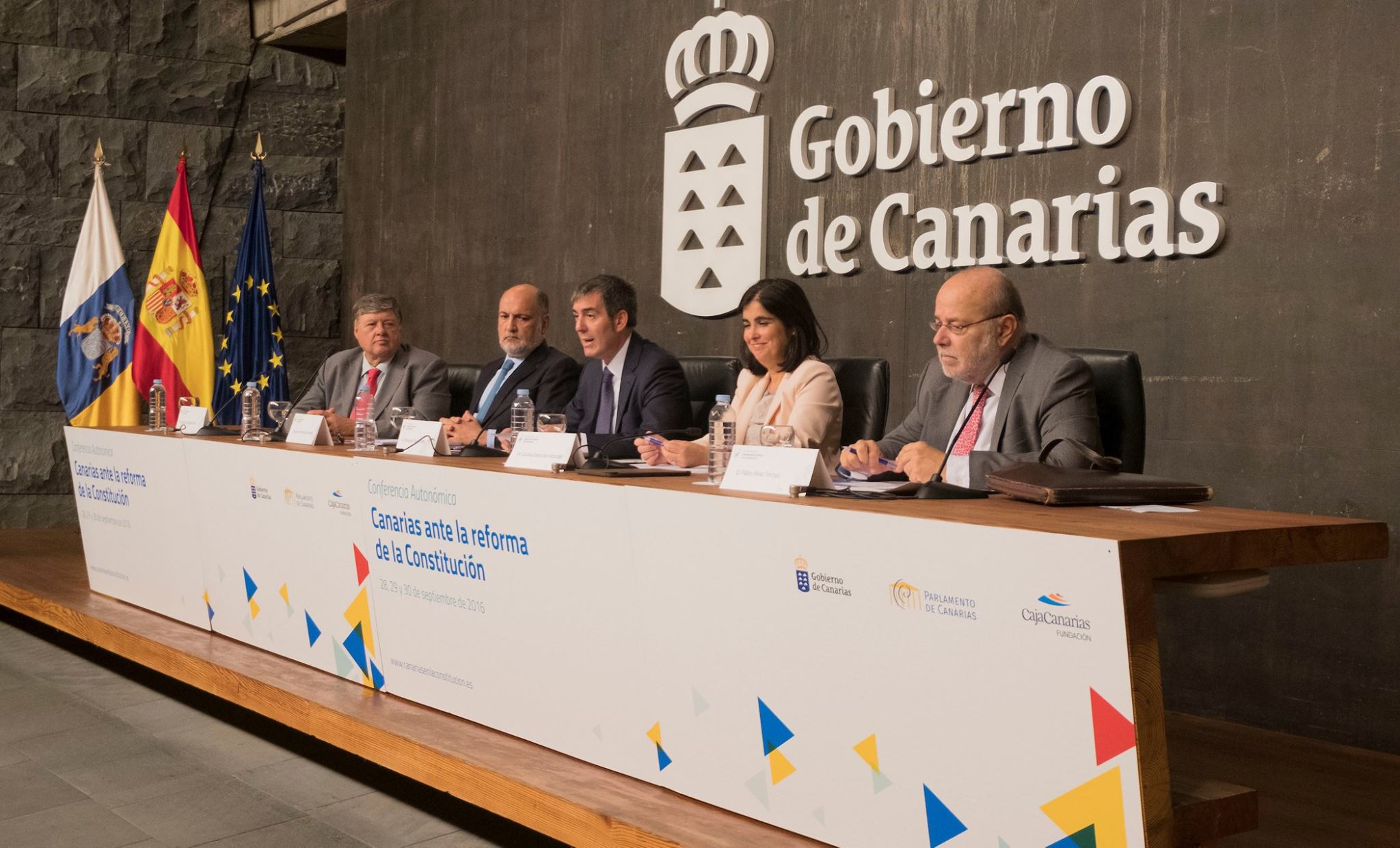 Apertura de las jornadas 'Canarias ante la Reforma Constitucional'.
